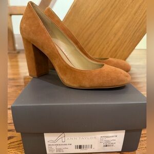 Ann Taylor Tan Suede Block Heel Shoes, Size 7